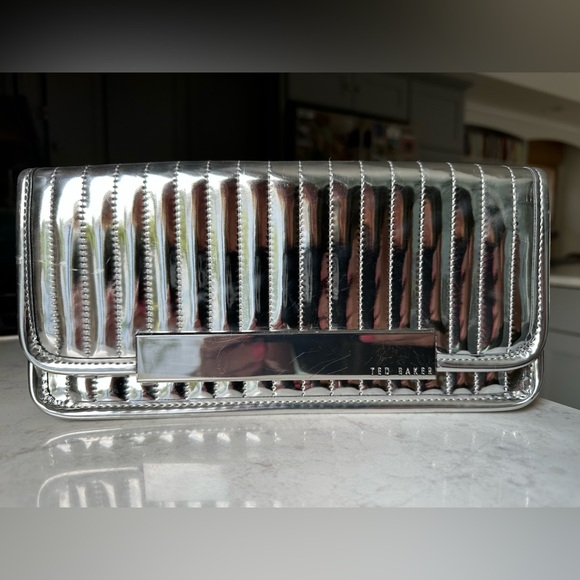 Ted Baker Metallic Silver Clutch - Picture 1 of 16
